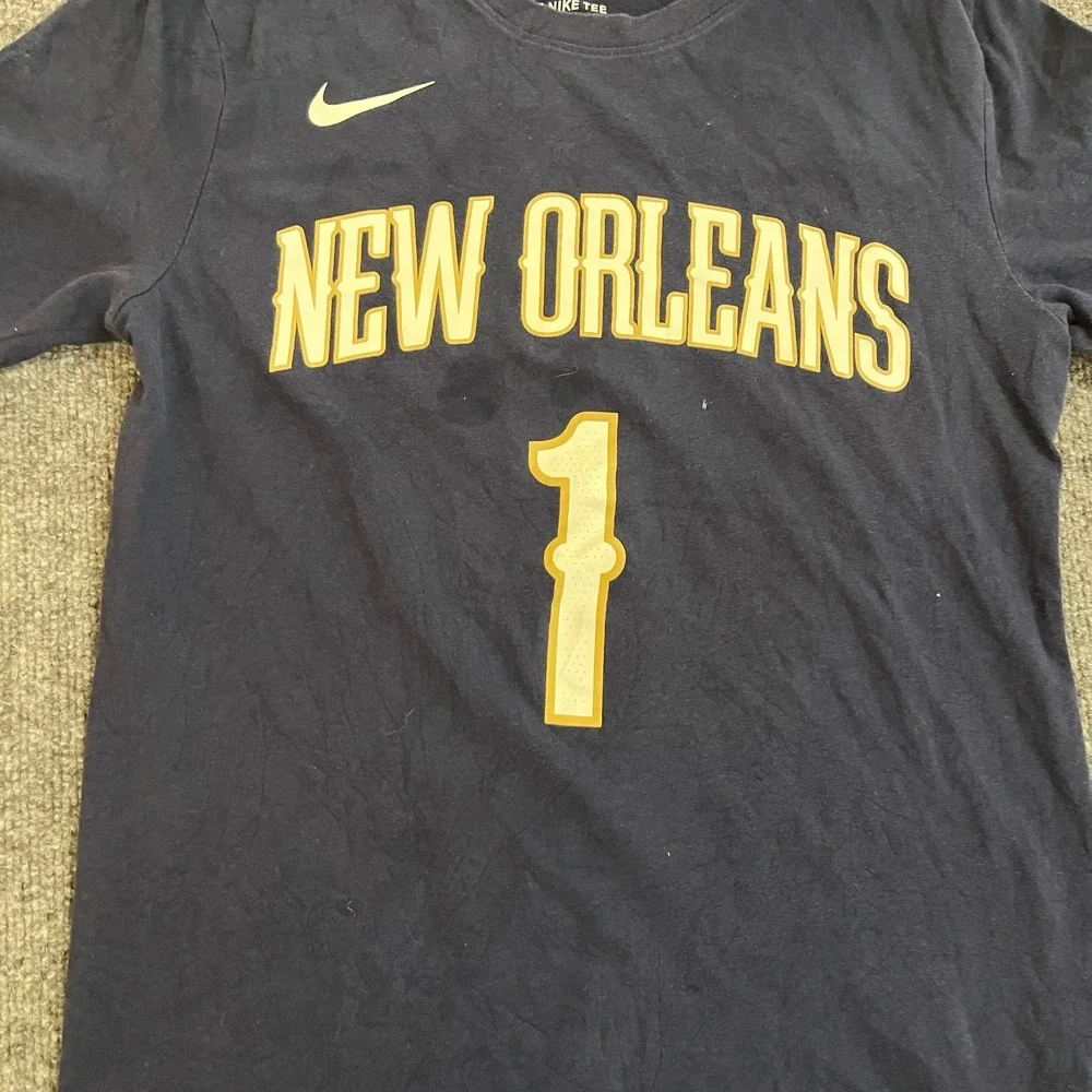 Nike T-Shirt Mens Size S Navy Blue Zion Williamson New Orleans Pelicans Dri-Fit